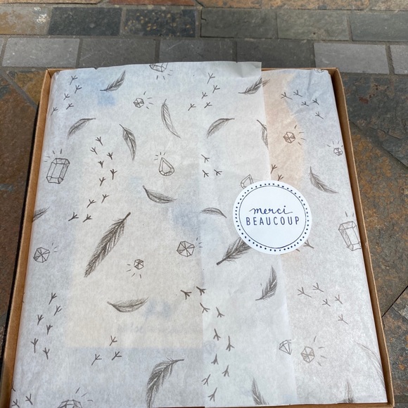 Chloe+Isabel Turkish Delight Necklace & Earrings Set - Picture 6 of 7